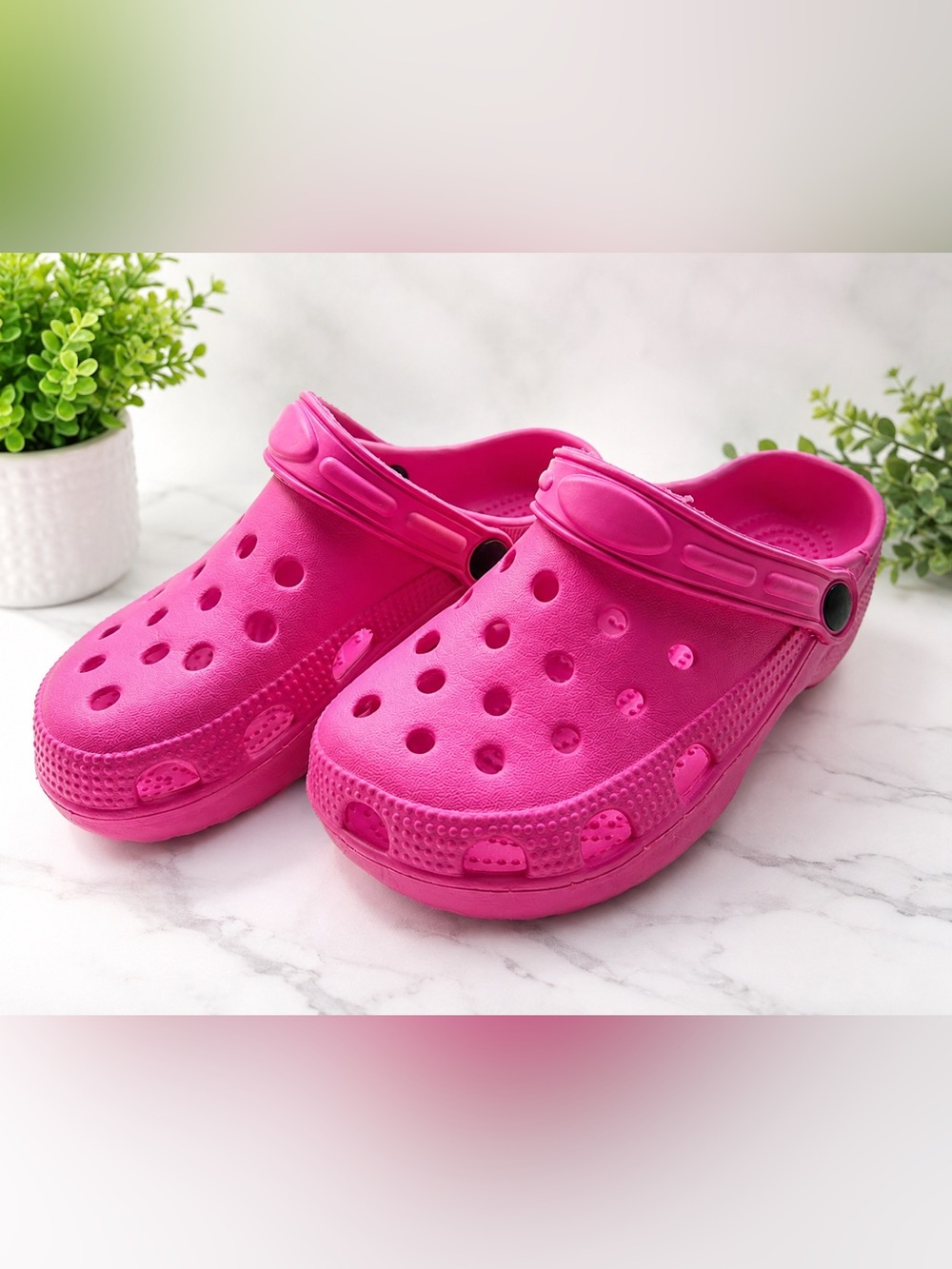 Pink Rubber Clog Shoes Slip-On Ventilated Size 5/6